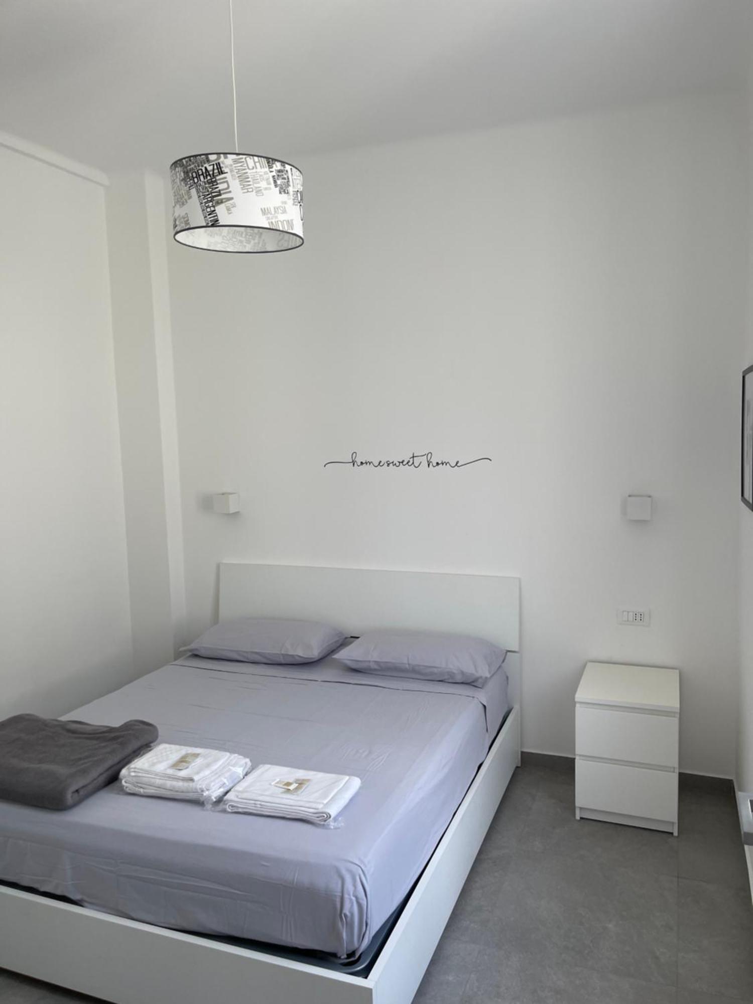 Deluxe Apartment Self Check In Parking ジェノヴァ エクステリア 写真
